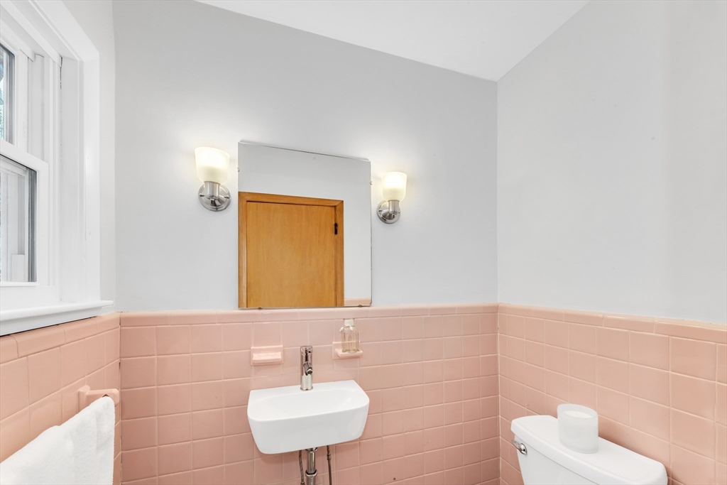 55 Arborough Road Boston, MA 02131 - Photo 24 of 30