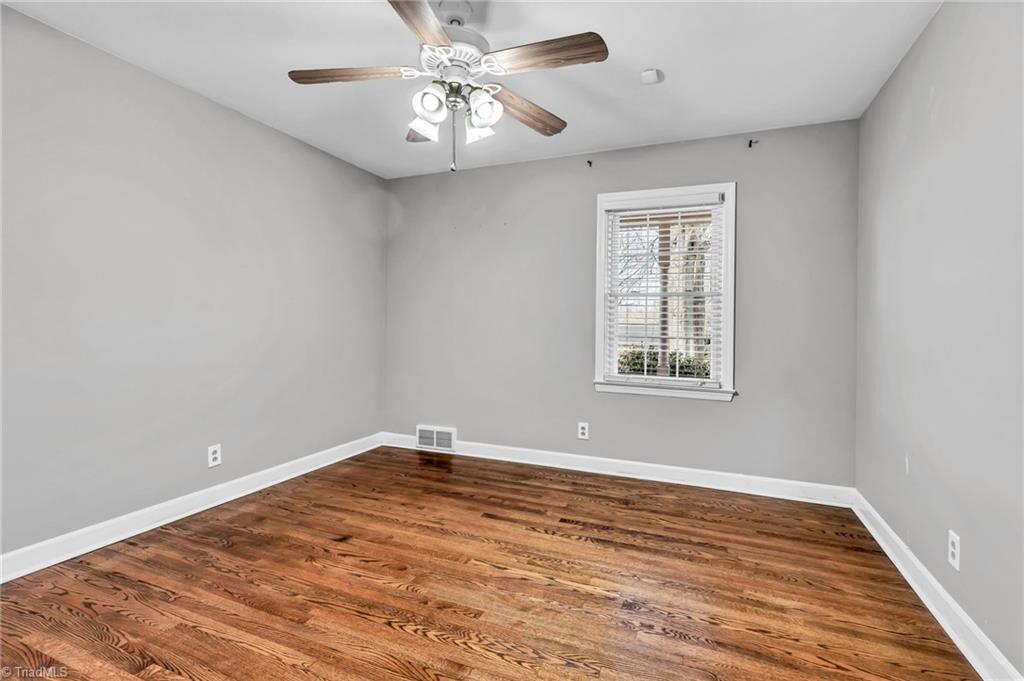 4220 Briarcliffe Road Northwest Winston-Salem, NC 27106 - Photo 18 of 36