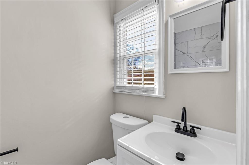 4220 Briarcliffe Road Northwest Winston-Salem, NC 27106 - Photo 24 of 36
