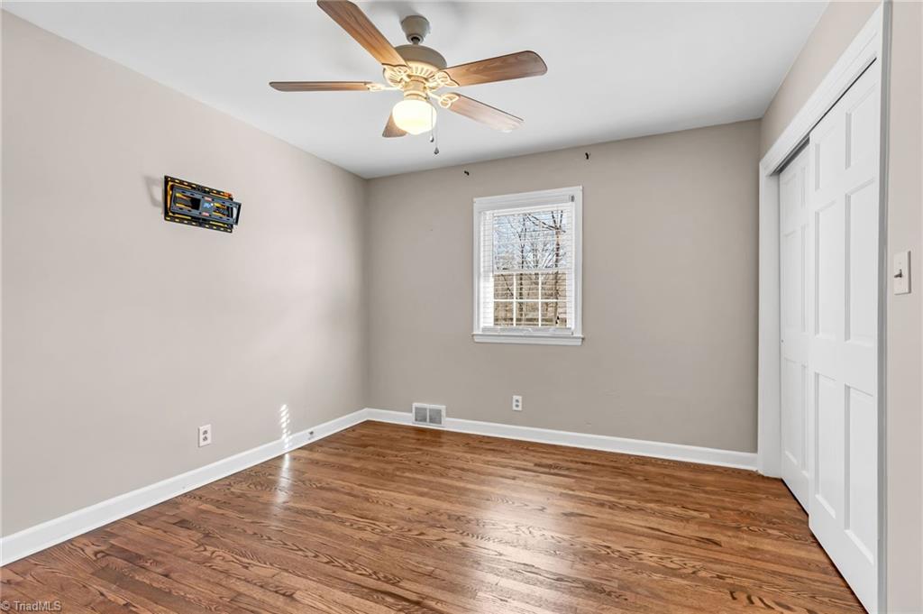 4220 Briarcliffe Road Northwest Winston-Salem, NC 27106 - Photo 28 of 36