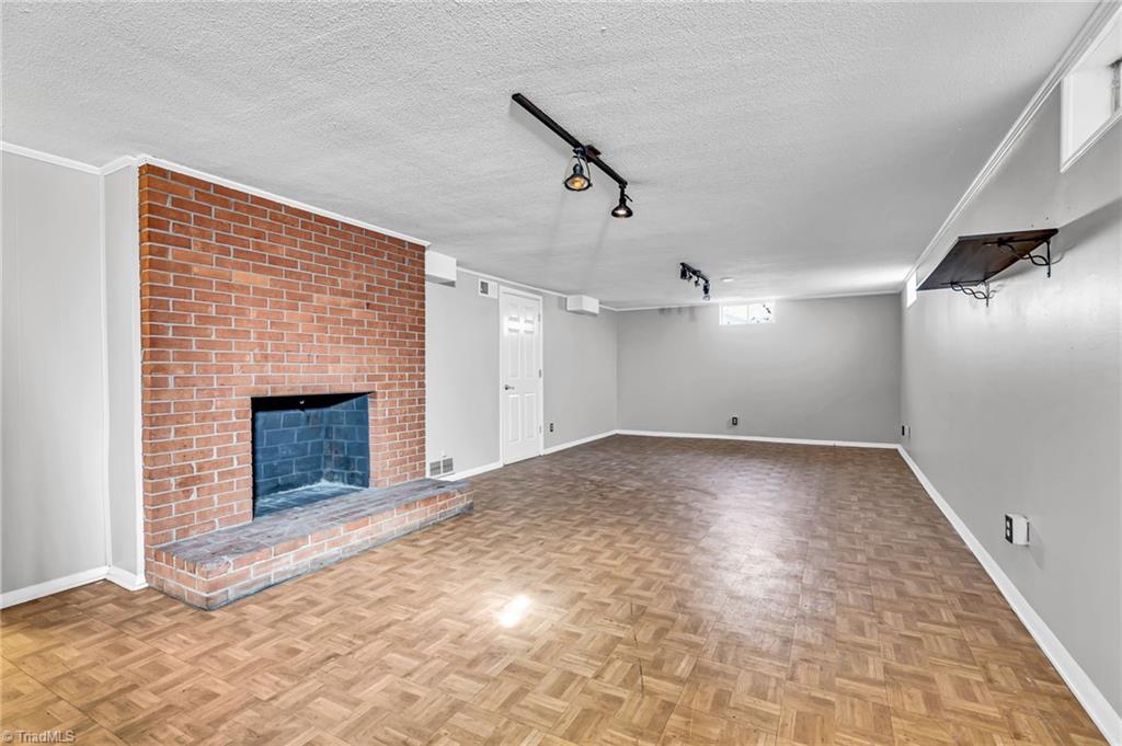 4220 Briarcliffe Road Northwest Winston-Salem, NC 27106 - Photo 30 of 36