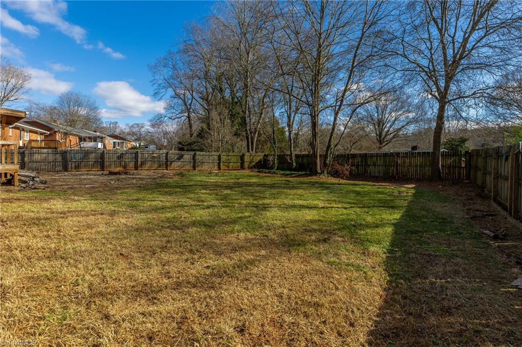4220 Briarcliffe Road Northwest Winston-Salem, NC 27106 - Photo 35 of 36