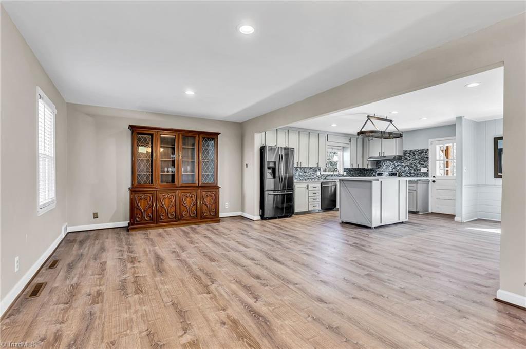 4220 Briarcliffe Road Northwest Winston-Salem, NC 27106 - Photo 7 of 36