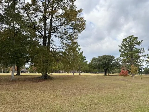 $555,000 | 76829 Bachman Lane, Abita Springs, LA 70420