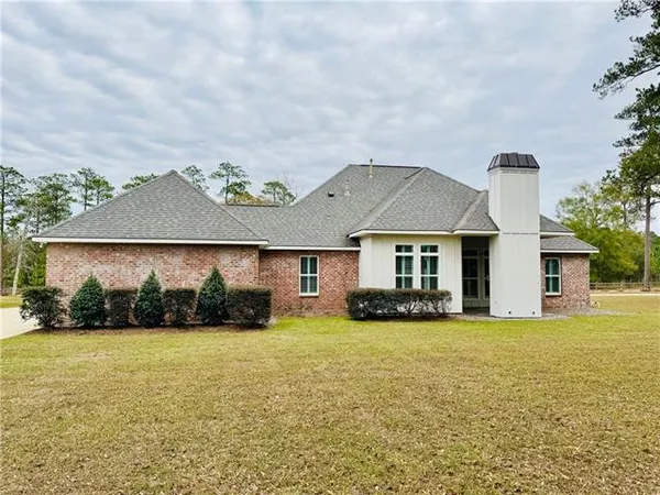$555,000 | 76829 Bachman Lane, Abita Springs, LA 70420