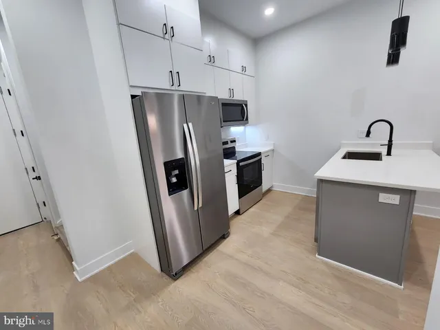 $5,400 | 4905 Georgia Avenue Northwest, Unit 401, Washington, DC 20011