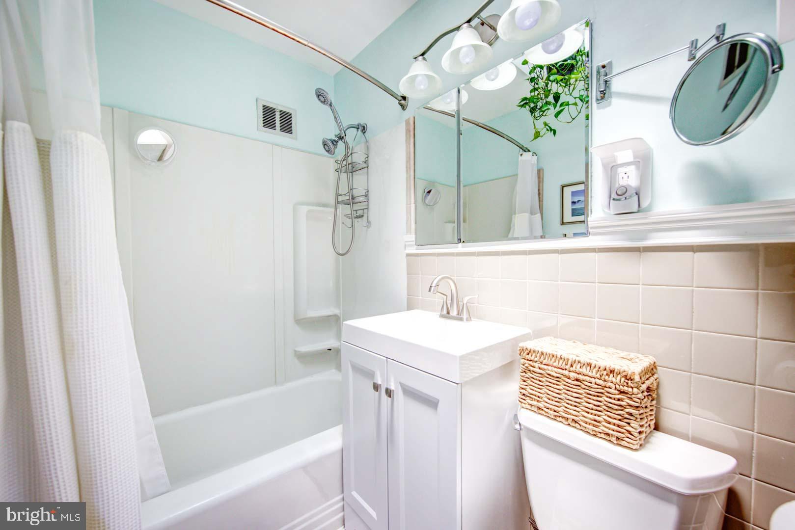 574 Rector Street Philadelphia, PA 19128 - Photo 22 of 28 Gallery Image 22