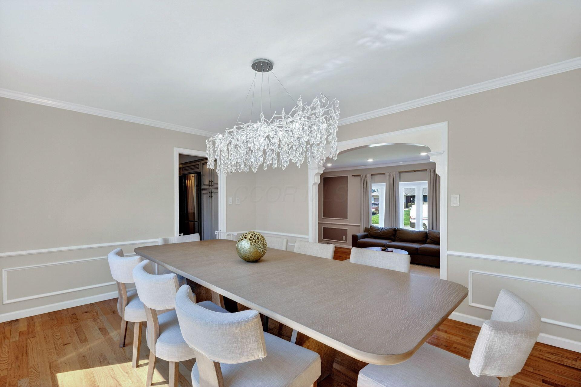 2433 Brookwood Road Columbus, OH 43209 - Photo 12 of 105 Dining Room