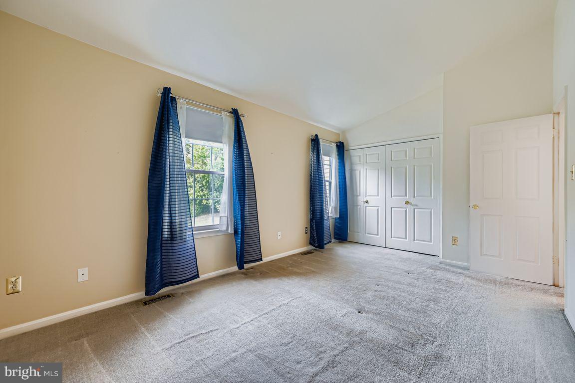 9 Bridgeview Court Baltimore, MD 21236 - Photo 11 of 27 an empty room with windows and closet