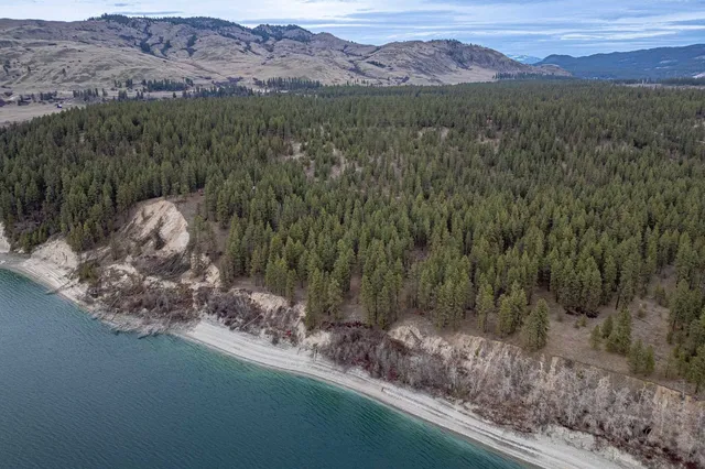 $220,000 | 1866 K Northport Flat Creek Road, Kettle Falls, WA 99141