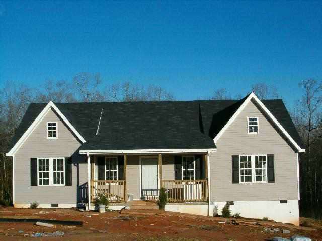 133 Cloverdale Road Seneca, SC 29678 - Photo 1 of 6 Gallery Image 1