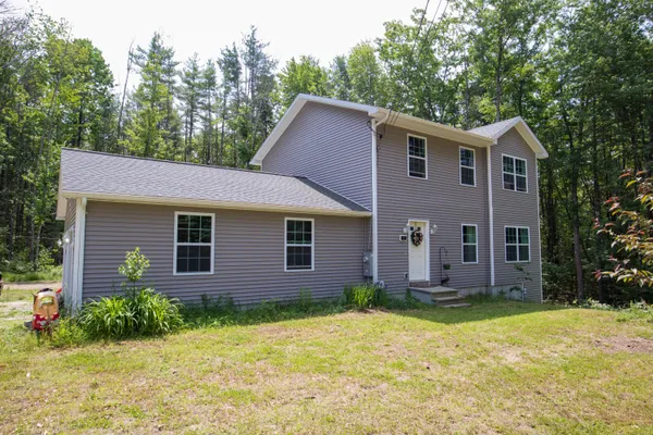 $549,900 | 129 Elm Street, Springvale, ME 04083