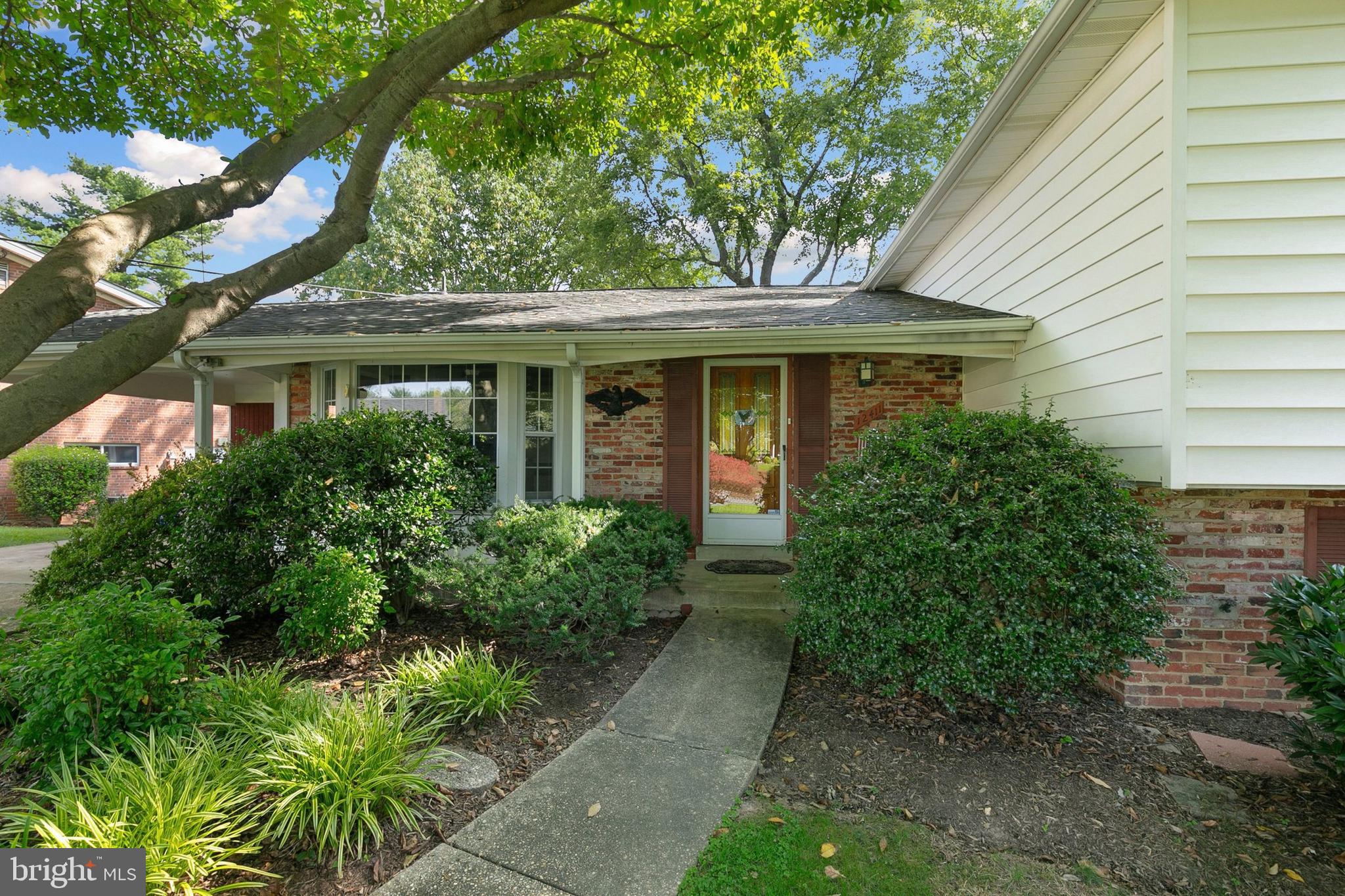 12411 Buckley Drive Silver Spring, MD 20904 - Photo 5 of 53