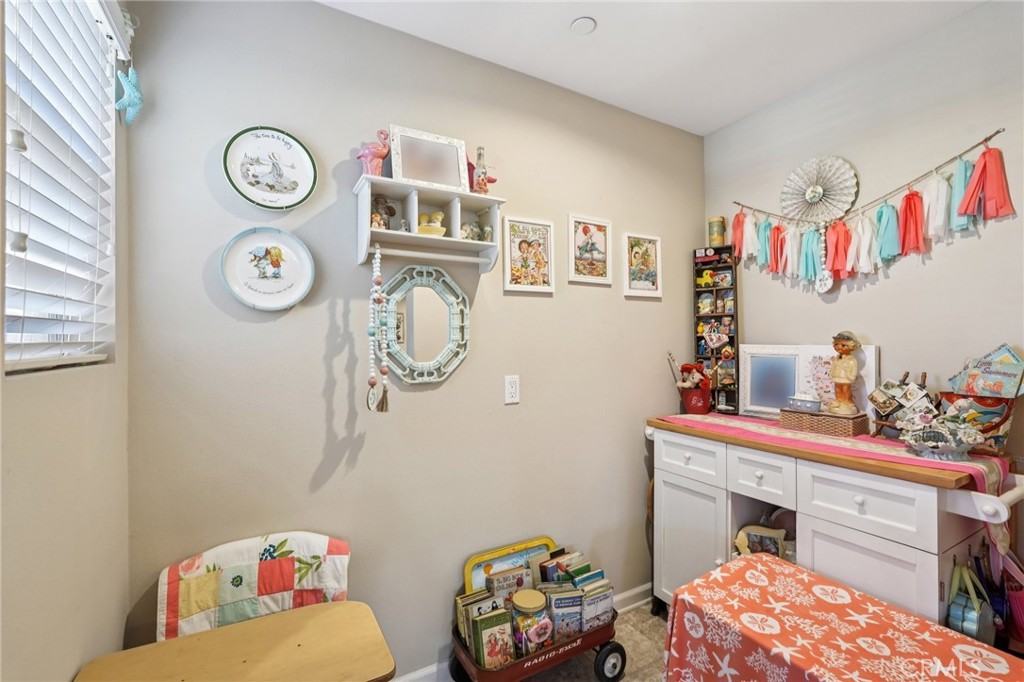 36274 Waxen Road Lake Elsinore, CA 92532 - Photo 21 of 65