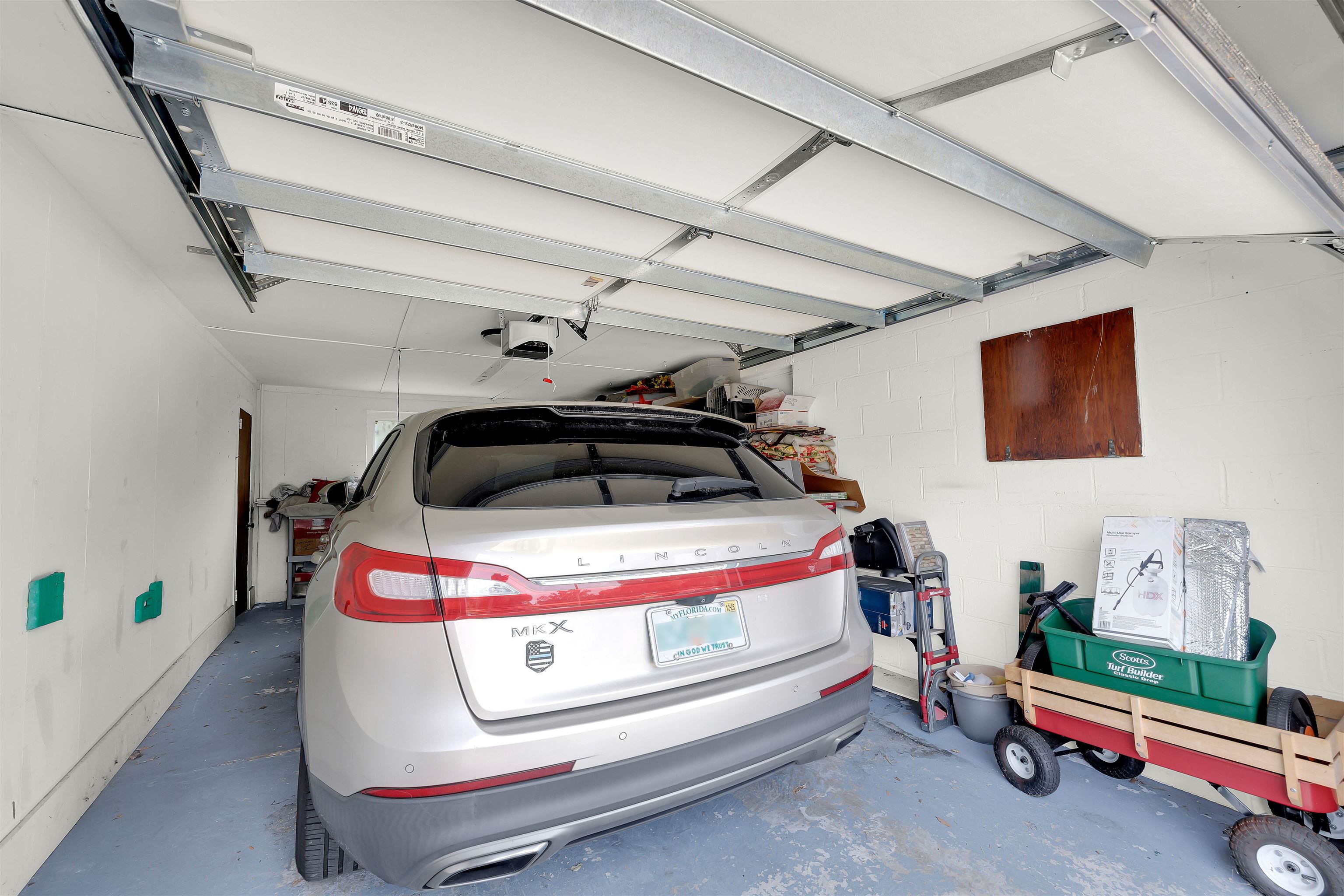 115 Sunset Point Road East Palatka, FL 32131 - Photo 21 of 67 View of garage