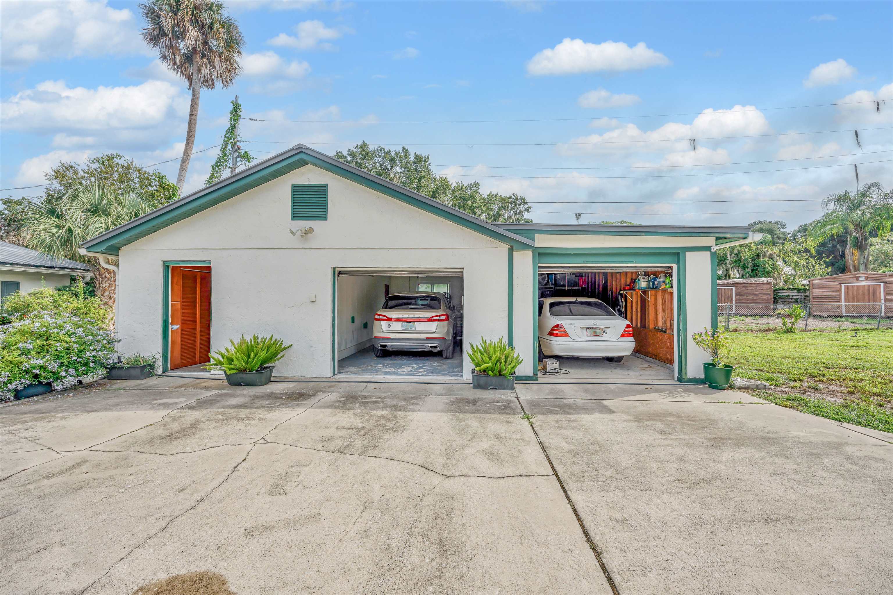115 Sunset Point Road East Palatka, FL 32131 - Photo 64 of 67 View of garage