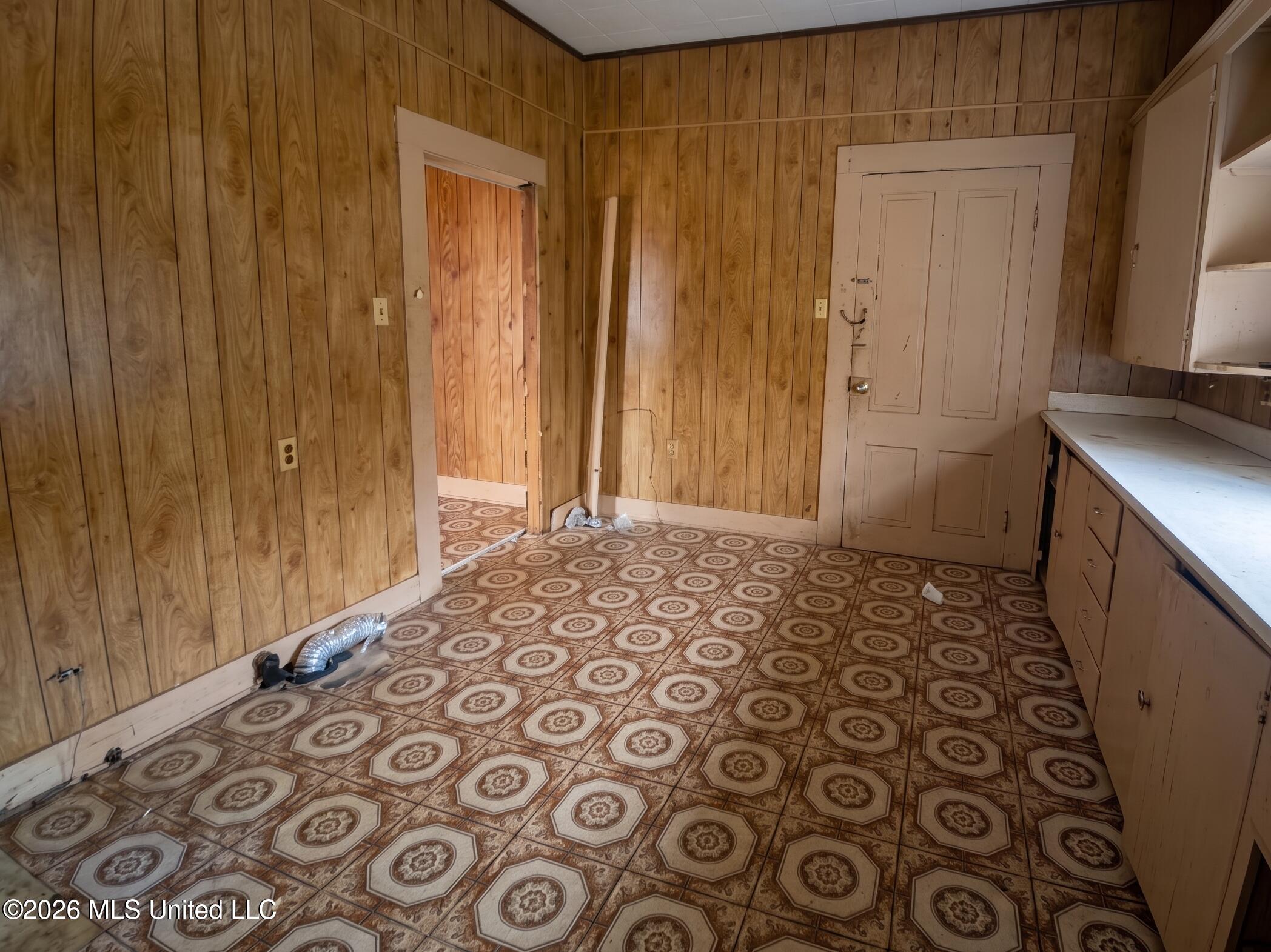 9234 Null Road Lauderdale, MS 39335 - Photo 3 of 8 (Dining Area)