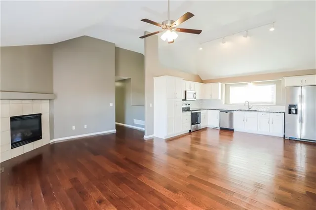 $2,310 | 19306 Corbyn Lane, Smithville, MO 64089