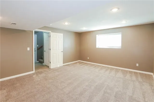 $2,310 | 19306 Corbyn Lane, Smithville, MO 64089