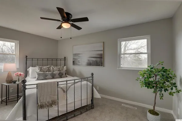 $389,500 | 1183 East 1330th Street, Quincy, IL 62305