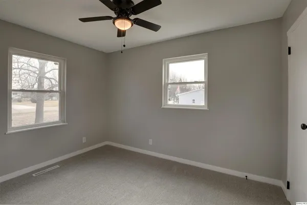 $389,500 | 1183 East 1330th Street, Quincy, IL 62305