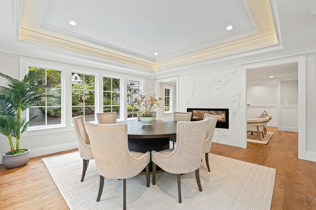 21 Colburn Road Wellesley, MA 02481 - Photo 3 of 26