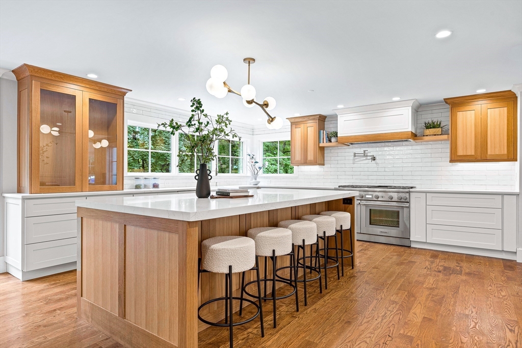 21 Colburn Road Wellesley, MA 02481 - Photo 6 of 26