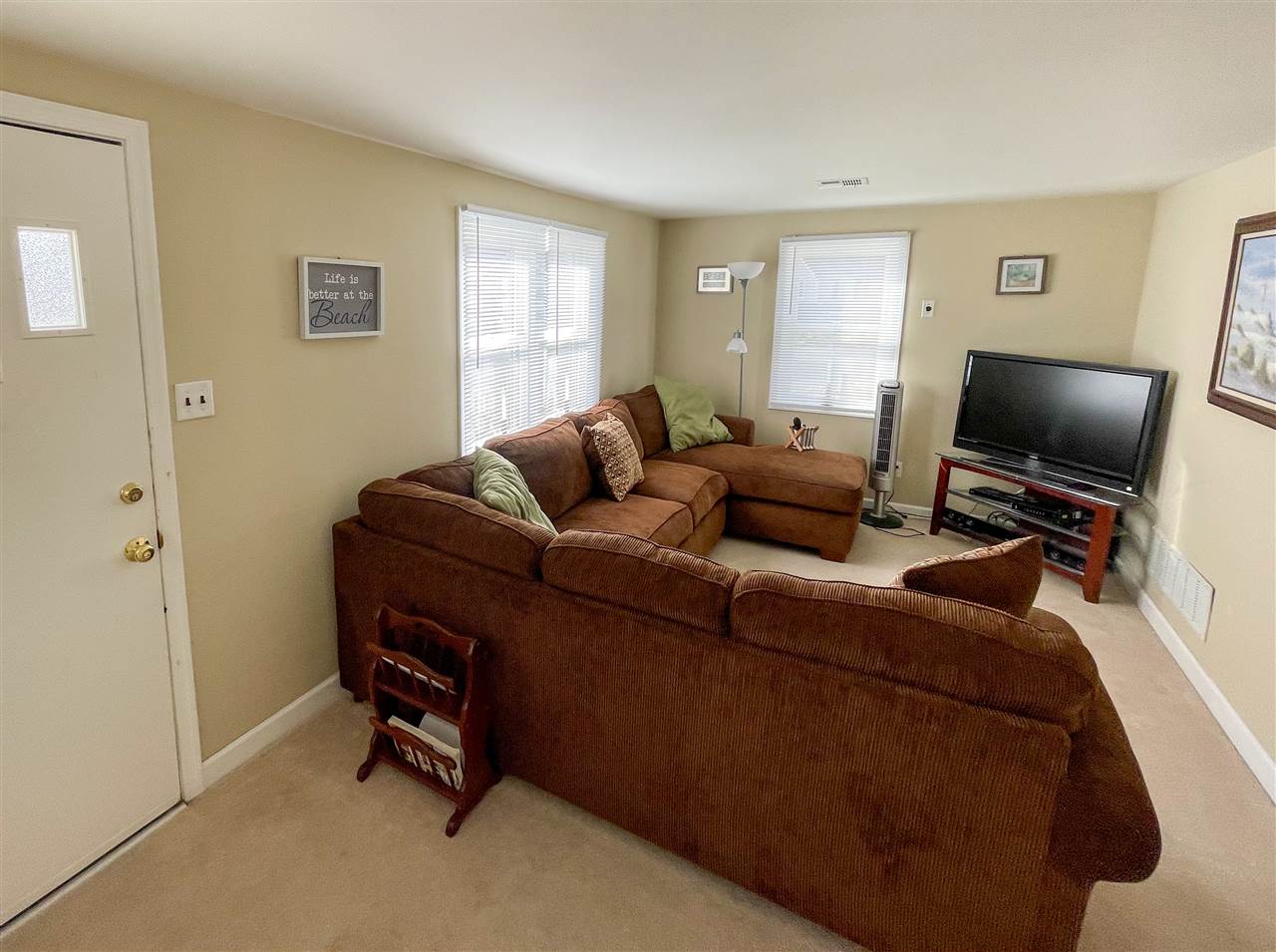 17 Ellery Road Villas, NJ 08251 - Photo 2 of 19 Gallery Image 2