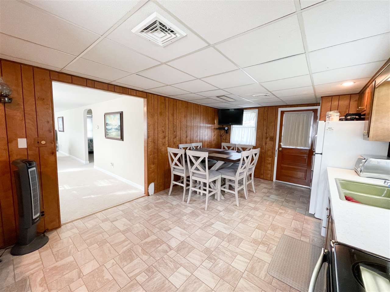 17 Ellery Road Villas, NJ 08251 - Photo 9 of 19 Gallery Image 9