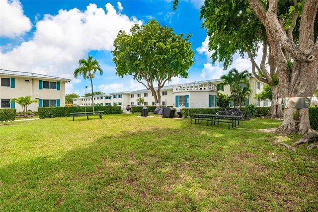 $1,450 | 1821 Northeast 62nd Street, Unit 310, Fort Lauderdale, FL 33308