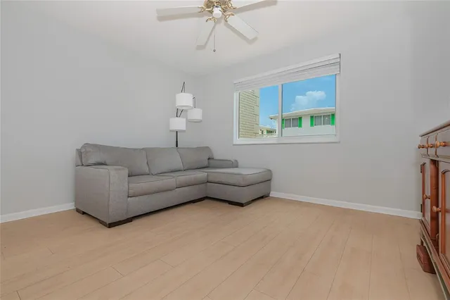 $1,450 | 1821 Northeast 62nd Street, Unit 310, Fort Lauderdale, FL 33308