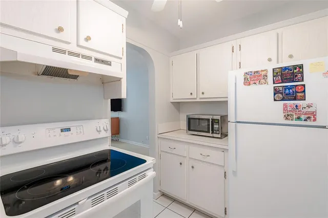 $1,450 | 1821 Northeast 62nd Street, Unit 310, Fort Lauderdale, FL 33308