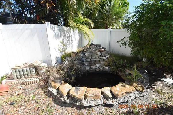 $2,700 | 6485 30th Avenue North, St. Petersburg, FL 33710