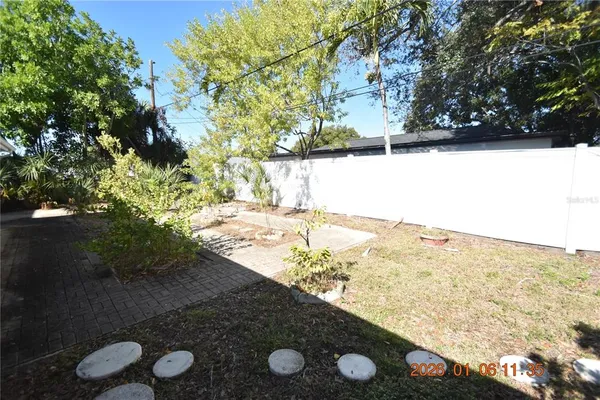 $2,700 | 6485 30th Avenue North, St. Petersburg, FL 33710