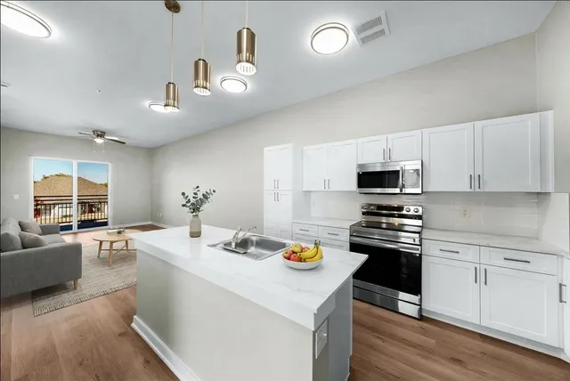 $1,500 | 3522 Main Street, Unit 303, Rowlett, TX 75088