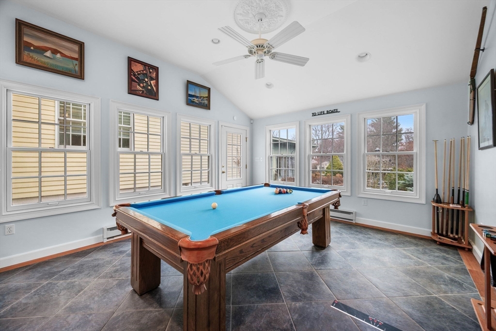 43 Wakefield Street Reading, MA 01867 - Photo 19 of 37