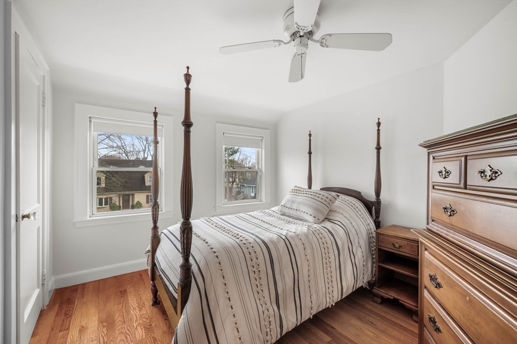 43 Wakefield Street Reading, MA 01867 - Photo 28 of 37