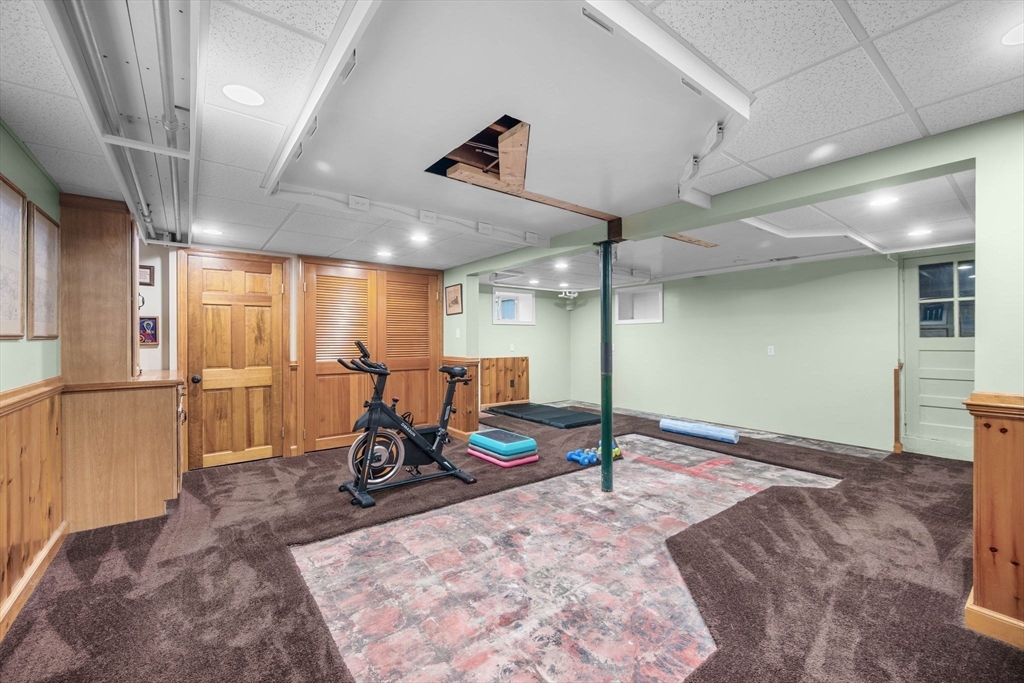 43 Wakefield Street Reading, MA 01867 - Photo 36 of 37