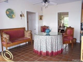 600 North Riverside Avenue St. Clair, MI 48079 - Photo 12 of 19 Breakfast Rm.jpg