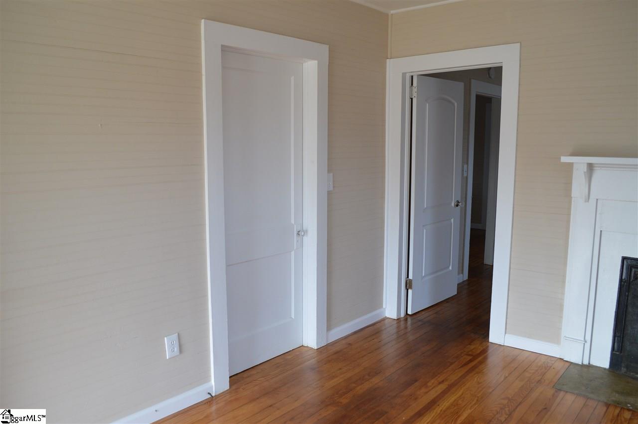 1106 Locust Hill Road Greer, SC 29651 - Photo 5 of 14