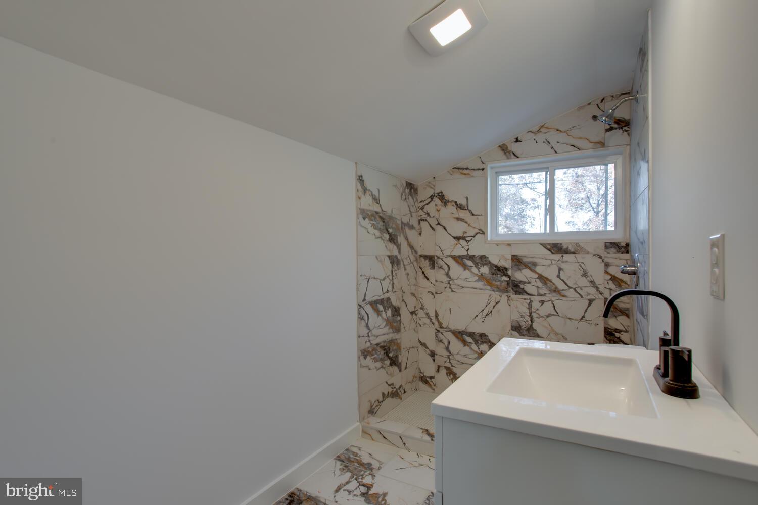 13401 Robert S. Crain Highway Brandywine, MD 20613 - Photo 18 of 38