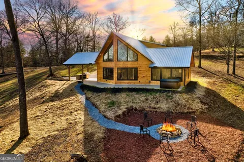 $750,000 | 187 Briar Wds Lane, Unit C6, Blue Ridge, GA 30513