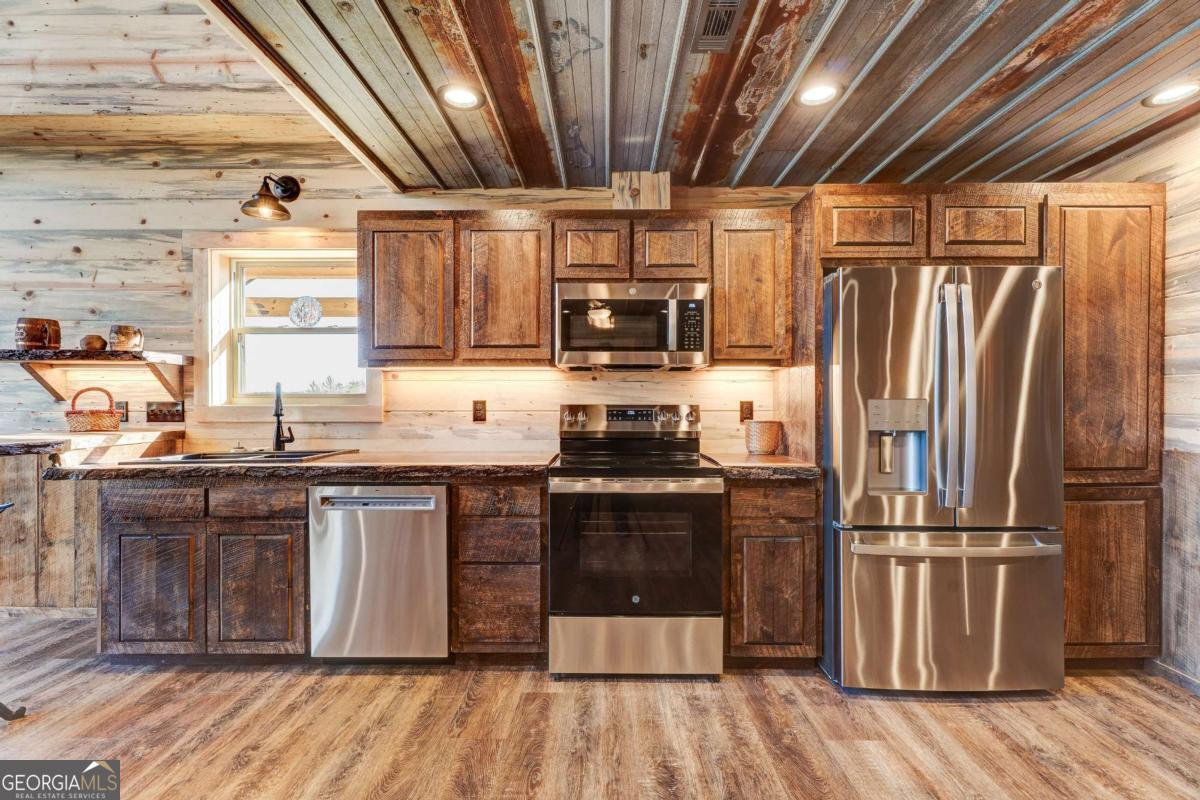 187 Briar Wds Lane, Unit C6 Blue Ridge, GA 30513 - Photo 16 of 63