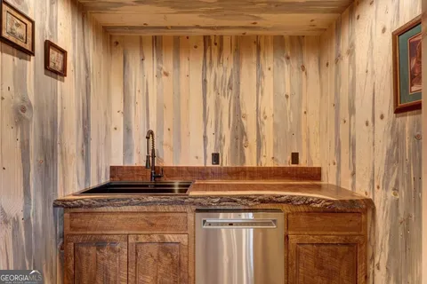 $750,000 | 187 Briar Wds Lane, Unit C6, Blue Ridge, GA 30513