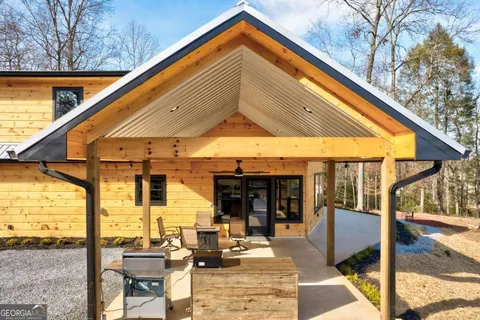 $750,000 | 187 Briar Wds Lane, Unit C6, Blue Ridge, GA 30513