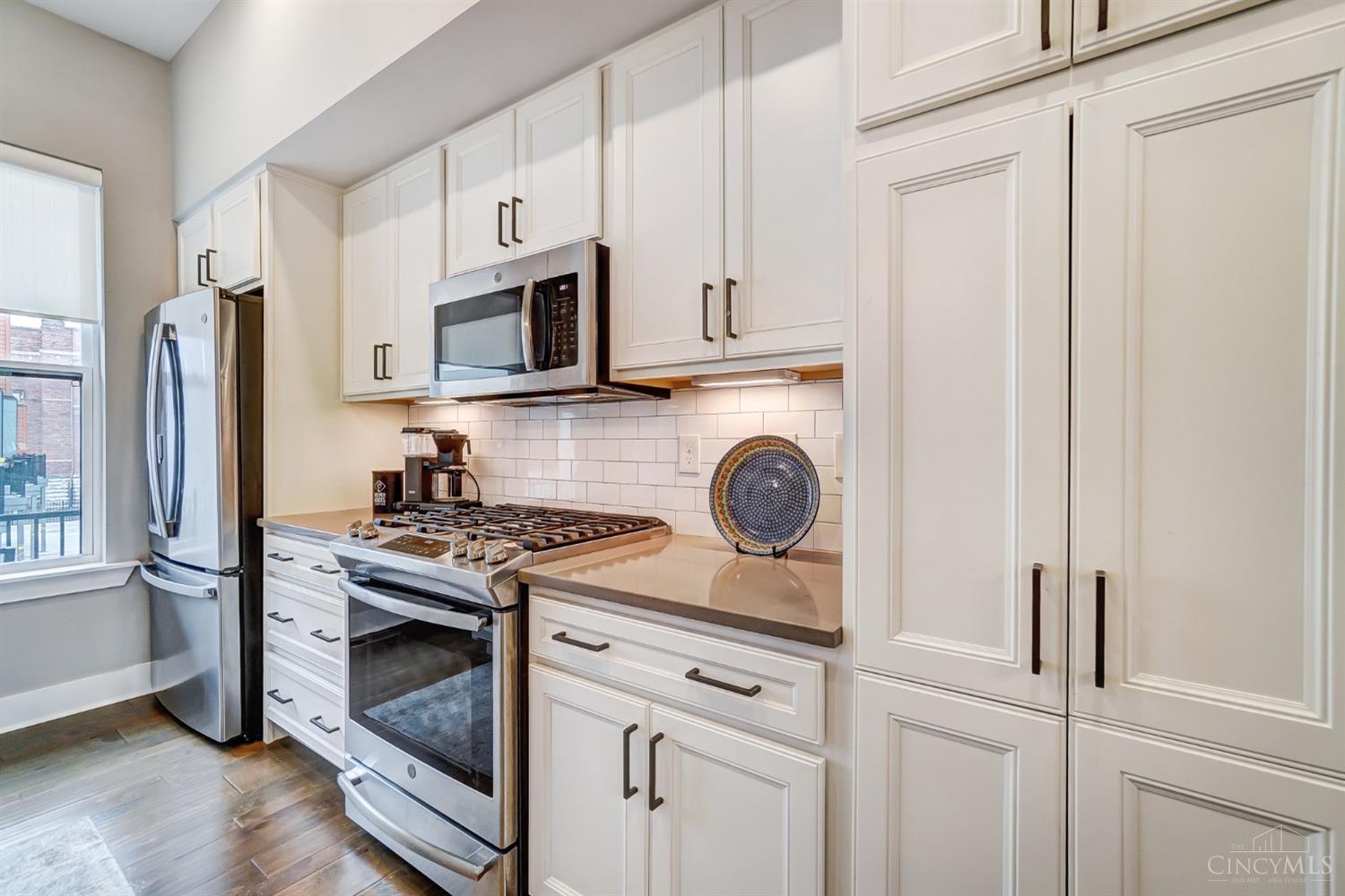 3129 Madison Road Cincinnati, OH 45209 - Photo 22 of 54