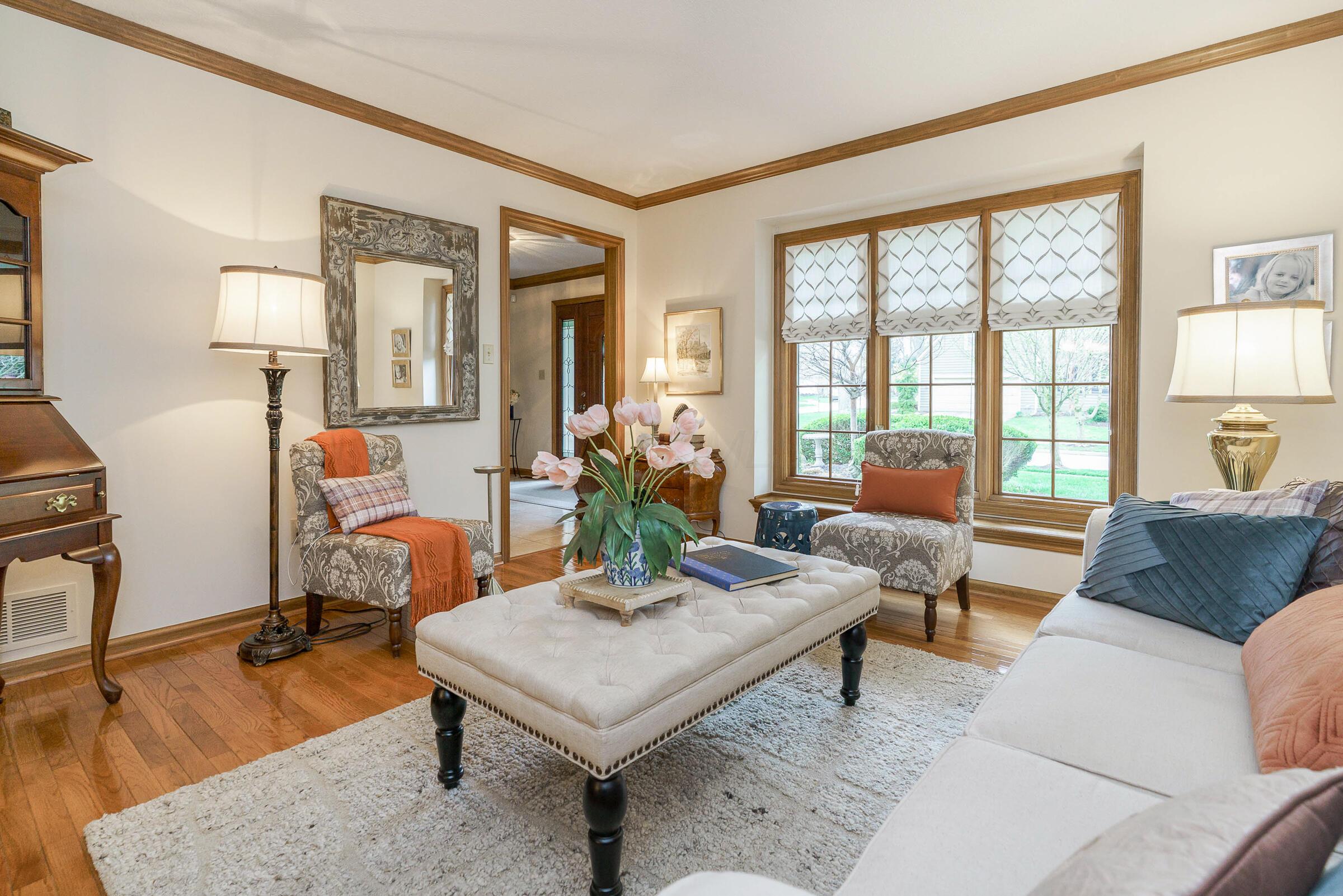 1178 Springtree Lane Westerville, OH 43081 - Photo 11 of 55 Living Room
