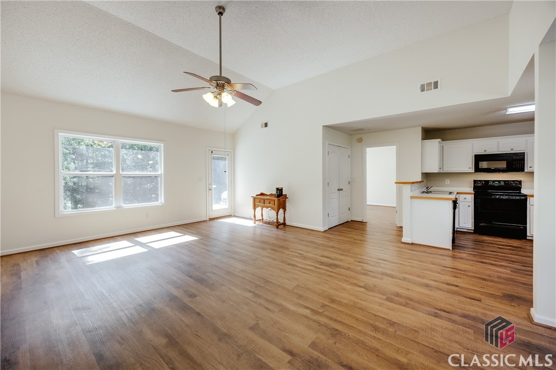 506 Ashley Lane Athens, GA 30607 - Photo 8 of 38 Gallery Image 8