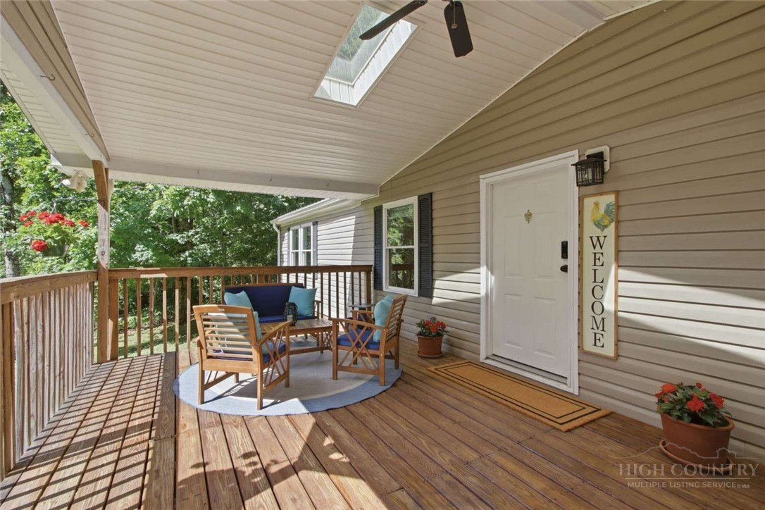 984 Cobbs Creek Road Boone, NC 28607 - Photo 2 of 25