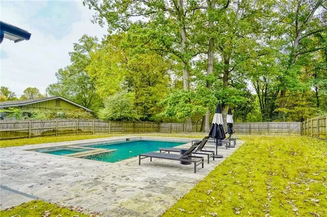 $16,500 | 2975 Osborne Road Northeast, Brookhaven, GA 30319